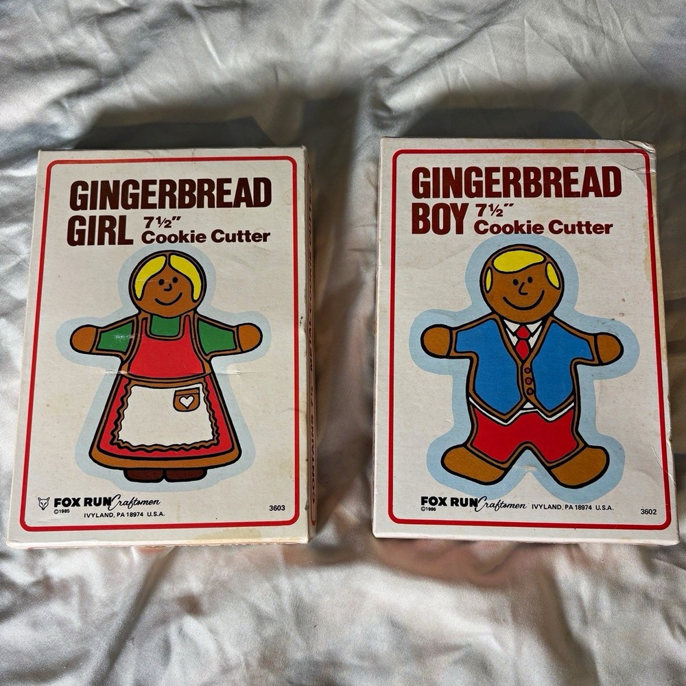 Vintage Fox Run Christmas Gingerbread Boy & Girl 7 1/2in Metal Cookie Cutters